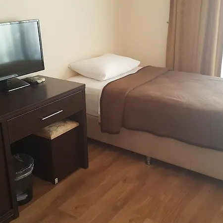 Ali Baba Hotell 3*